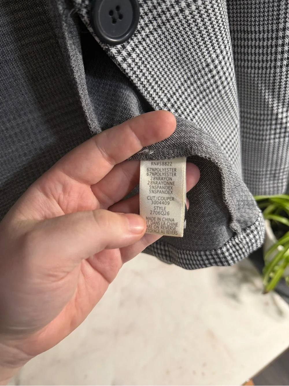 NWT Max Studio Men’s Grey Plaid Single-Button Blazer